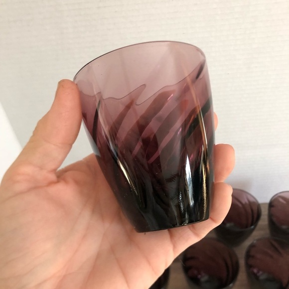 Vtg Hazel Atlas Moroccan Amethyst Swirl Juice Glasses - Picture 4 of 13
